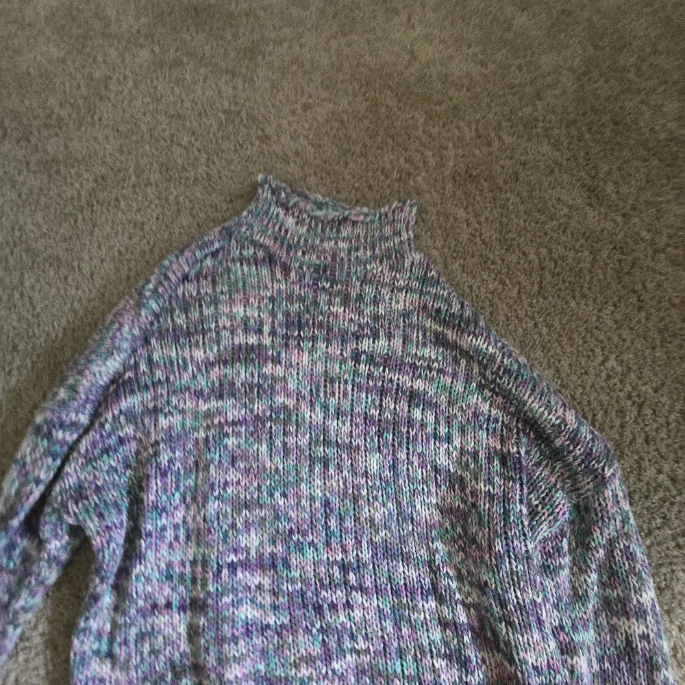 Sweater - Picture 2 of 4